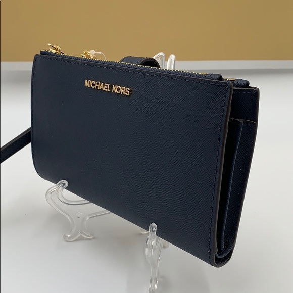 MICHAEL KORS LG DOUBLE ZIP WRISTLET NAVY - Picture 10 of 16